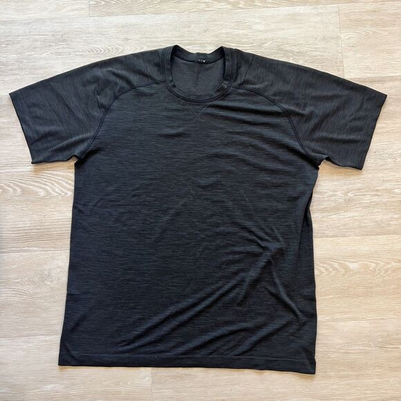 Lululemon Metal Vent Tech Short Sleeve Shirt Black Men's-Size L - Picture 1 of 8